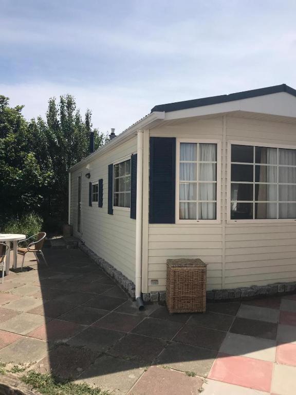 Chalet For 2 At The Beach ซานด์โวร์ต ภายนอก รูปภาพ